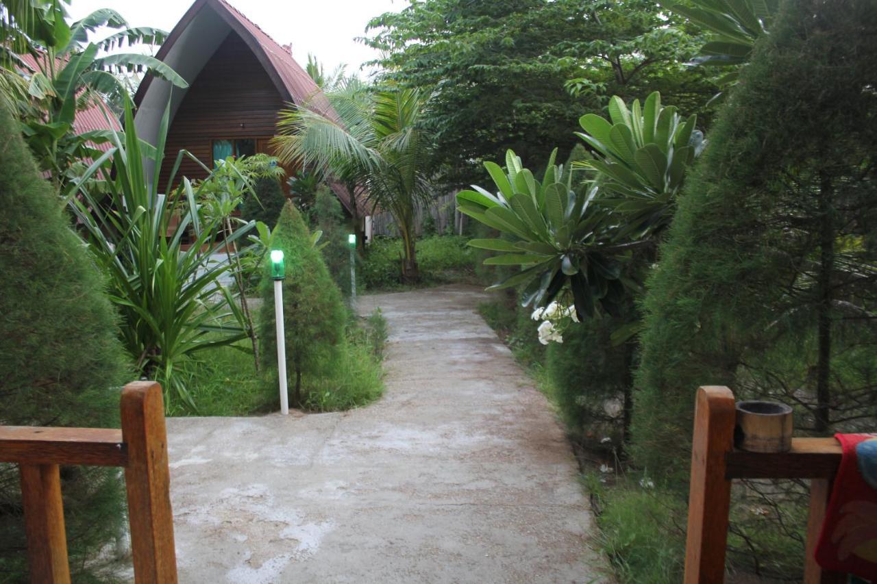II Bungalow Gili Meno Exteriör bild
